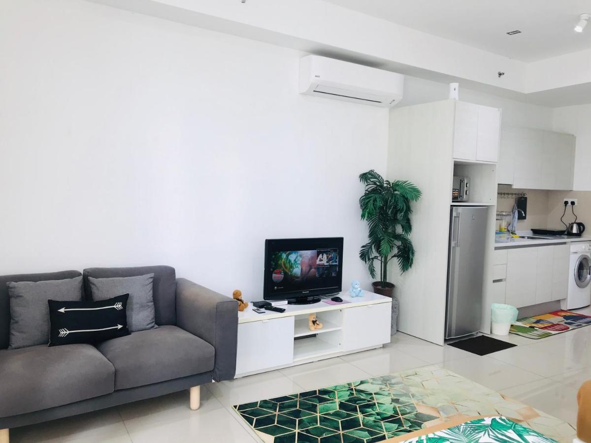 D'Gunduls Homestay Studio By Dgh I-City Shah Alam Esterno foto