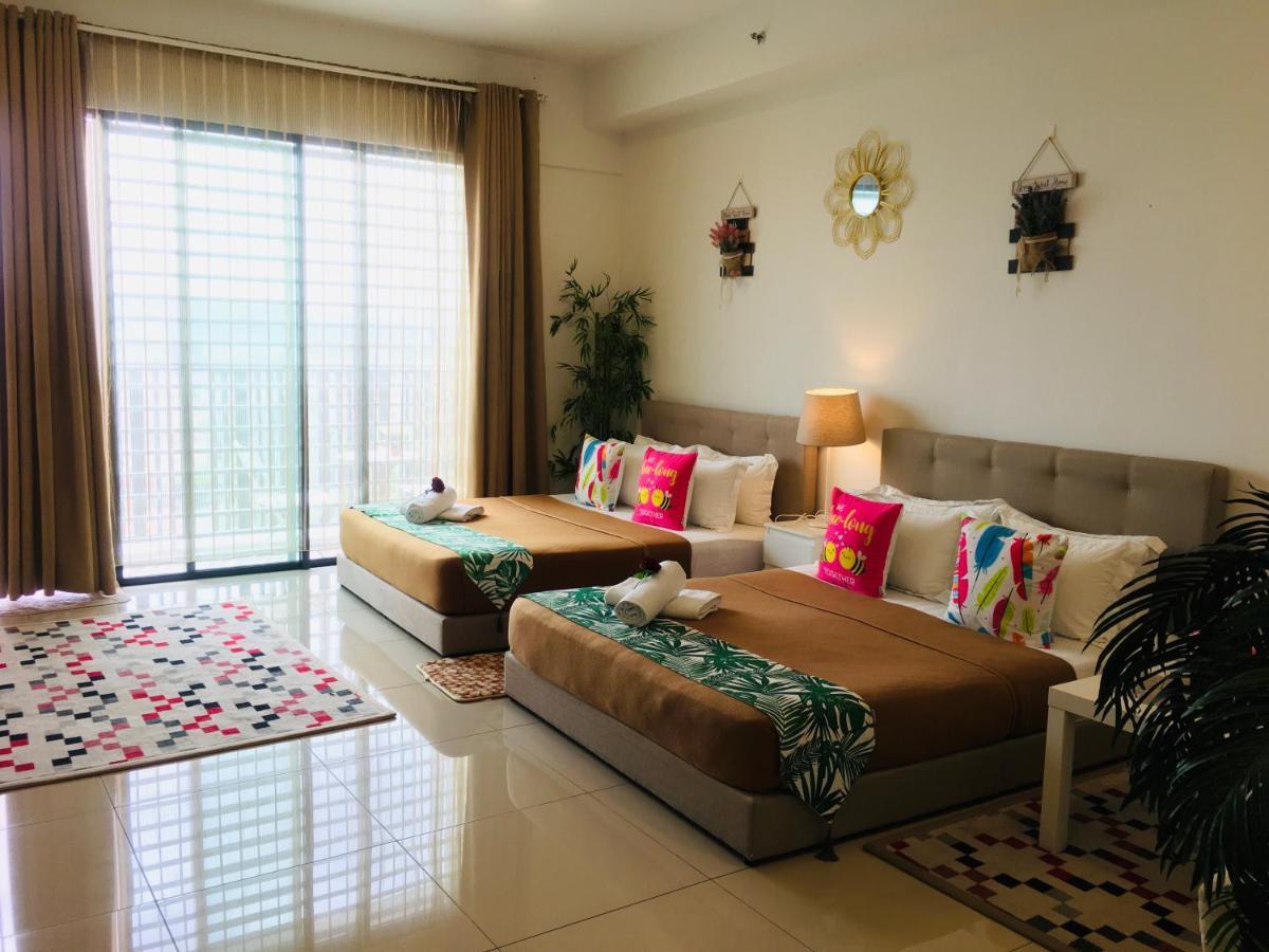D'Gunduls Homestay Studio By Dgh I-City Shah Alam Esterno foto