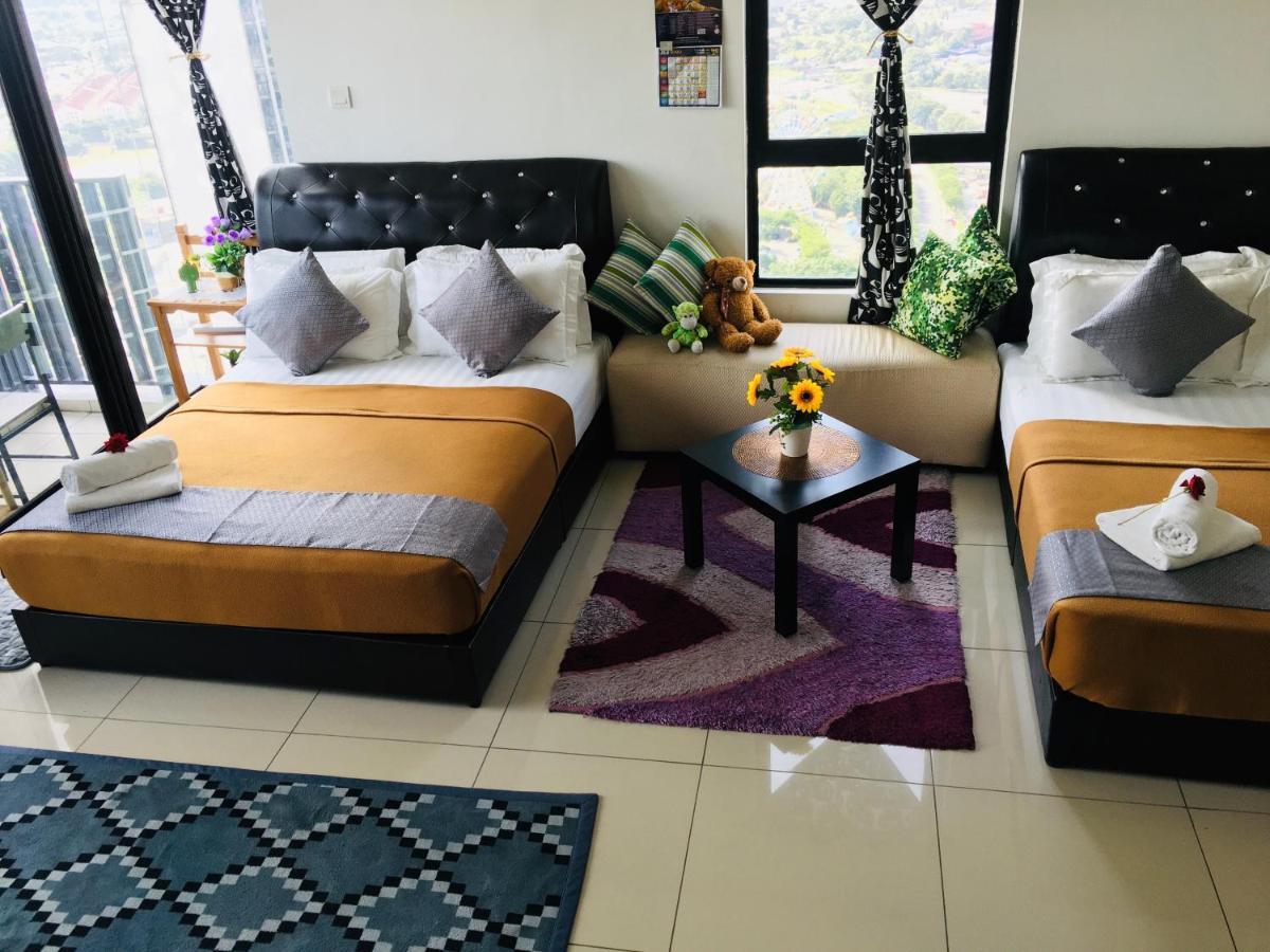 D'Gunduls Homestay Studio By Dgh I-City Shah Alam Esterno foto
