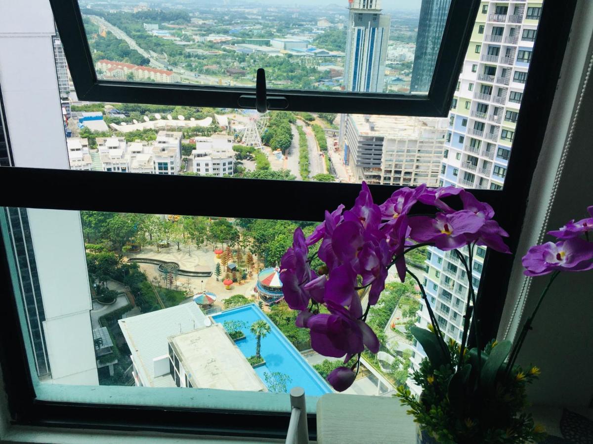 D'Gunduls Homestay Studio By Dgh I-City Shah Alam Esterno foto
