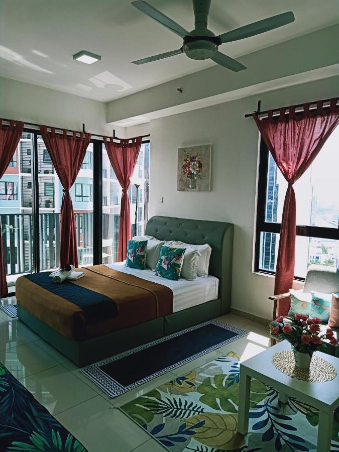 D'Gunduls Homestay Studio By Dgh I-City Shah Alam Esterno foto