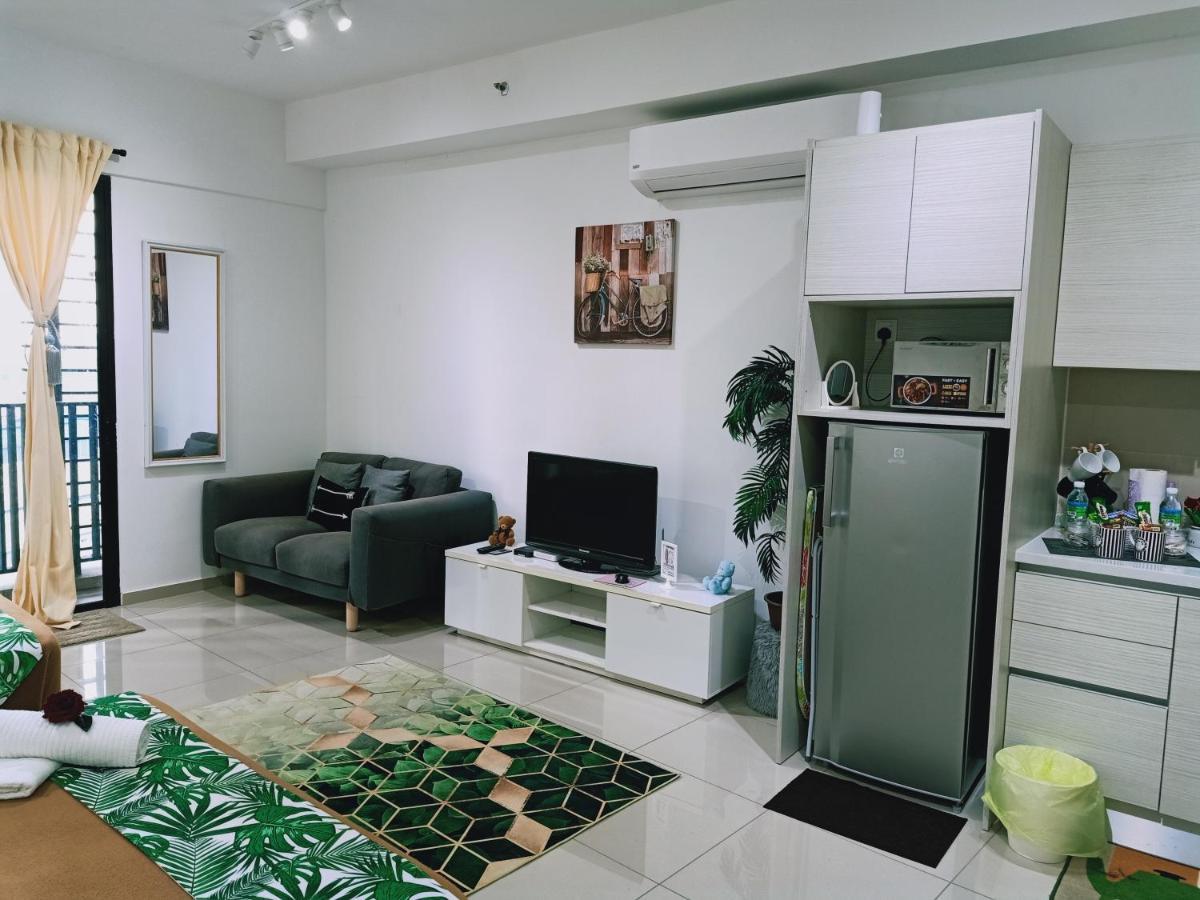 D'Gunduls Homestay Studio By Dgh I-City Shah Alam Esterno foto