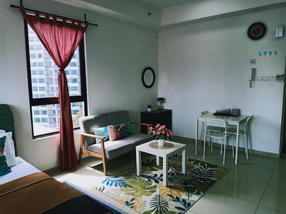 D'Gunduls Homestay Studio By Dgh I-City Shah Alam Esterno foto