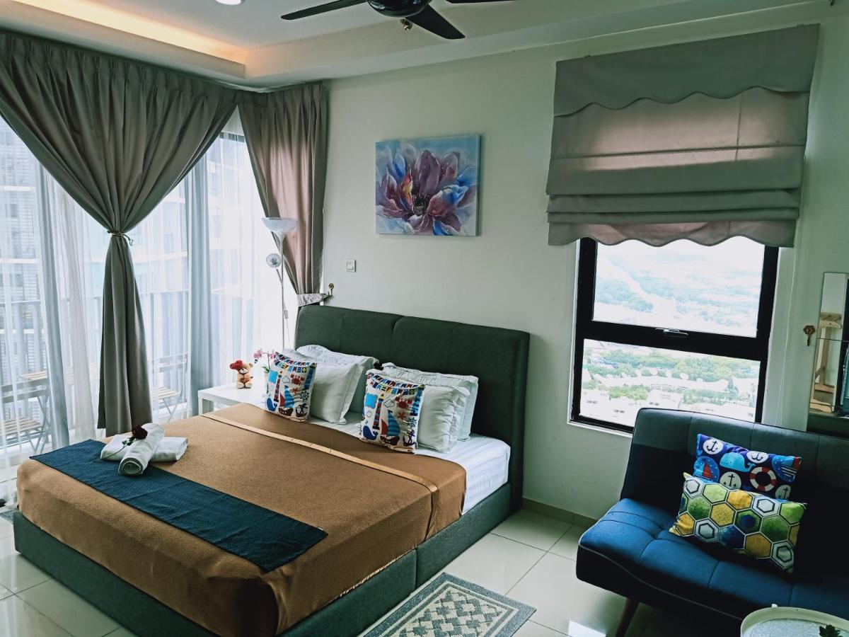 D'Gunduls Homestay Studio By Dgh I-City Shah Alam Esterno foto