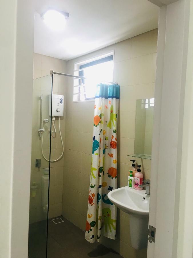 D'Gunduls Homestay Studio By Dgh I-City Shah Alam Esterno foto