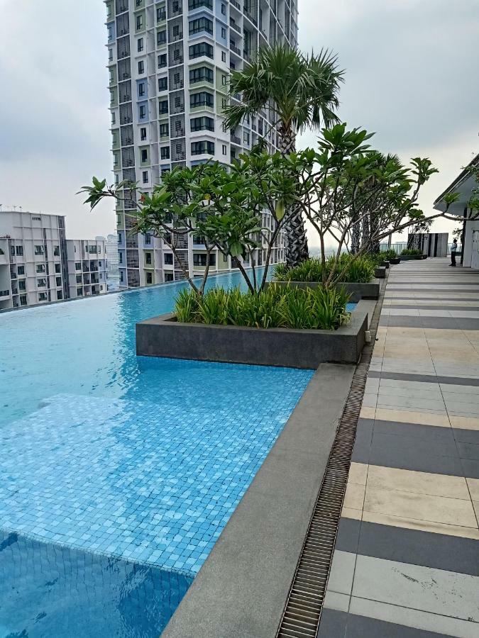 D'Gunduls Homestay Studio By Dgh I-City Shah Alam Esterno foto