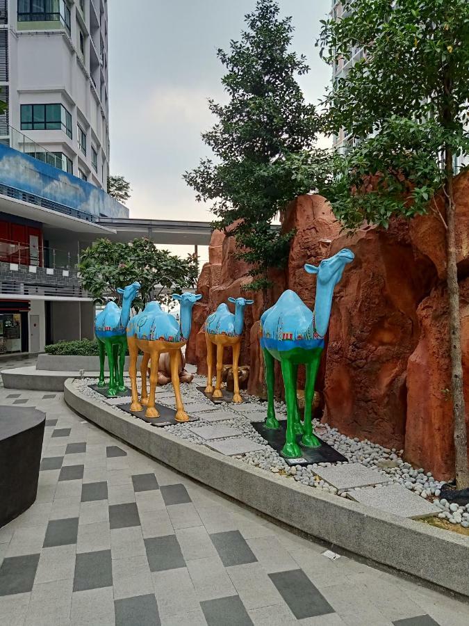 D'Gunduls Homestay Studio By Dgh I-City Shah Alam Esterno foto